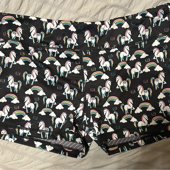Colorful Unicorn Print Women's Shorts - Picture 4 of 4